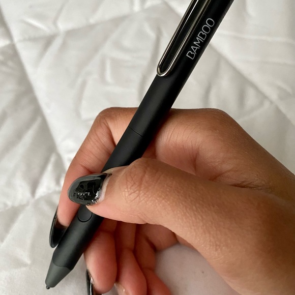 Bamboo Fineline Stylus Pen - Picture 2 of 2